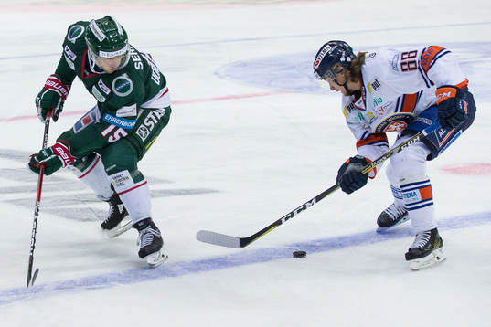 Frölundas Matt Donovan mot Växjös Adam Brodecki