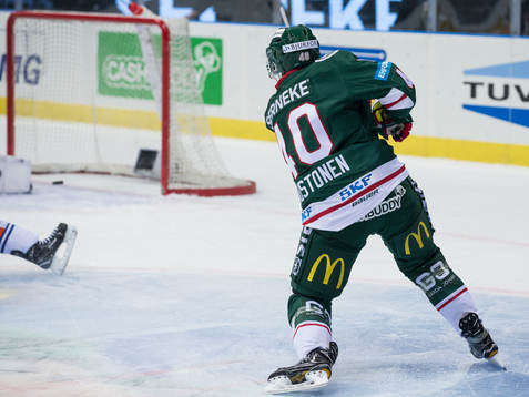 Frölundas Joel Mustonen skjuter 1-0