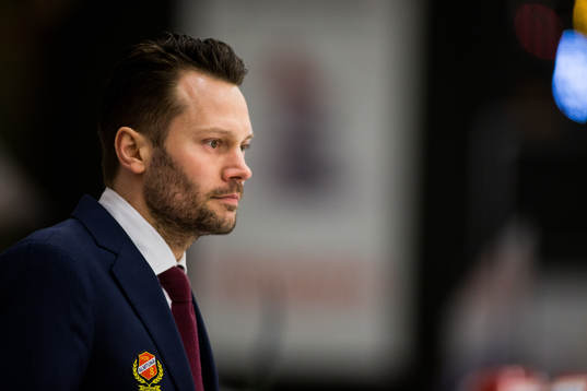 Almtunas assisterande tränare Martin Gudmundsson