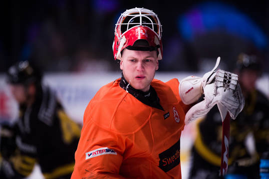 Trojas målvakt Robin Johansson före §ishockeymatchen i