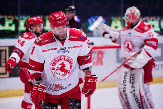 Trojas Jonatan Nielsen deppar