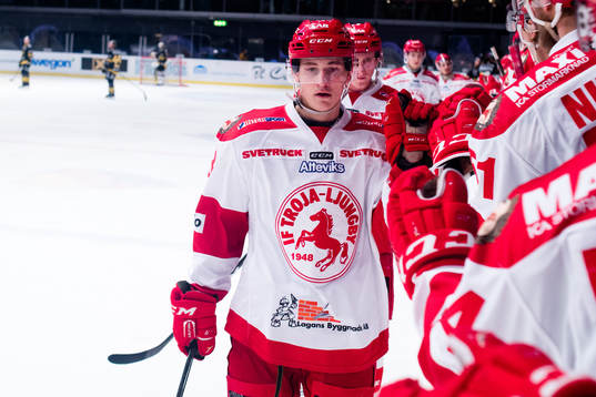 Trojas David Rundqvist jublar