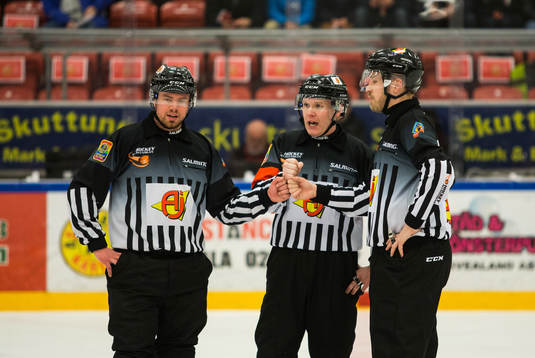 Domartrion Peter Almerstedt, Jesper Jatko och Anders Sandahl