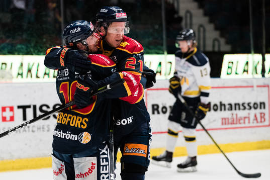 Djurgårdens Niclas Bergfors jublar