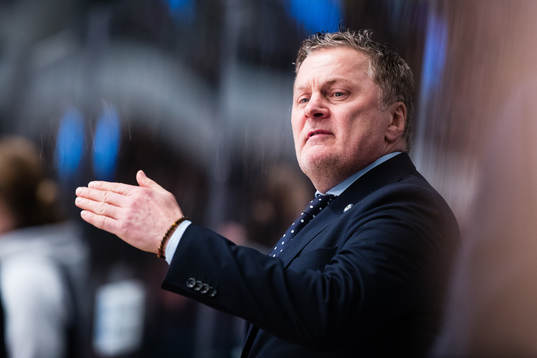 s assisterande tränare Stephan Lundh