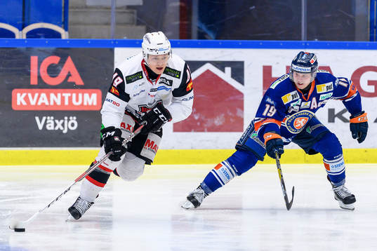 Malmö Redhawks Rhett Rakhshani jagas av Växjös Tuomas