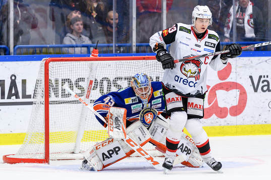 Växjös målvakt Viktor Andrén och Malmö Redhawks