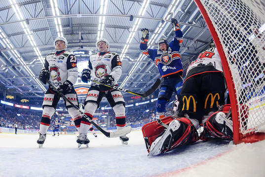 Malmö Redhawks Christoffer Forsberg och Tobias Ekberg