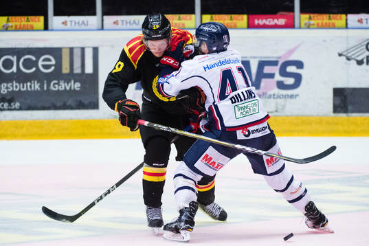 Brynäs Ludvig Nilsson och Linköpings Chad Billins