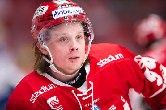 Timrås Jonathan Dahlen värmer upp