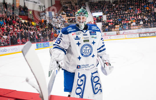 Leksands målvakt Robin Rahm vid sargen