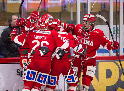 Timrå och Jonathan Dahlen jublar