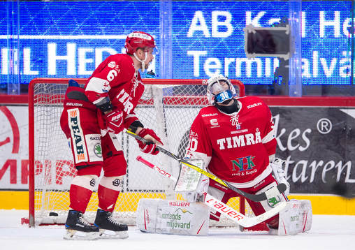 Timrås målvakt Henrik Haukeland deppar