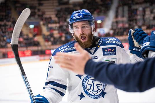 Leksands Austin Madaisky jublar