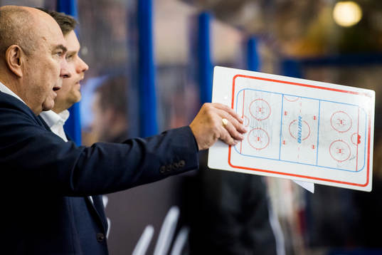 Sune Bergman, head coach of Frisk Asker