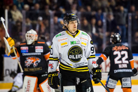 Jonas Djupvik Løvlie of Stavanger Oilers looks dejected