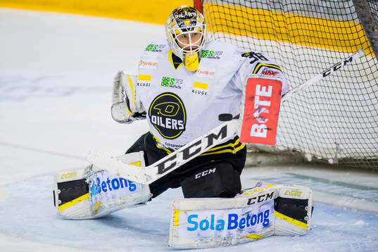 Goaltender Henrik Holm of Stavanger Oilers