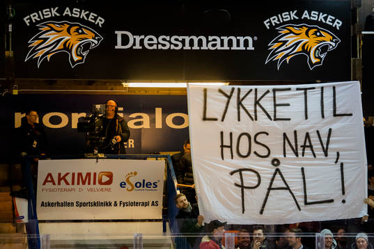 A sign with a message to Pål Kristian Gulbrandsen, head