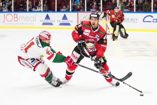 Malmö Redhawks Niklas Arell och Moras Jacob Lagacé
