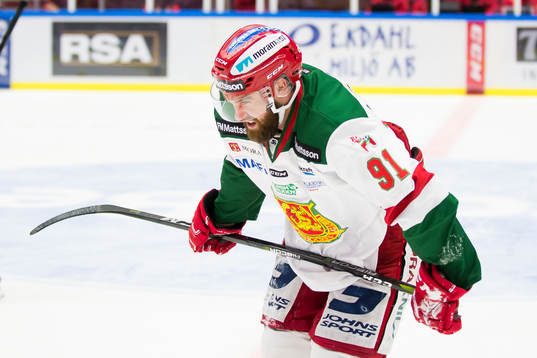 Moras Jacob Lagacé har ont