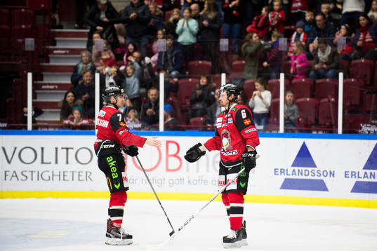 Malmö Redhawks Nils Andersson och Stefan Warg tackar