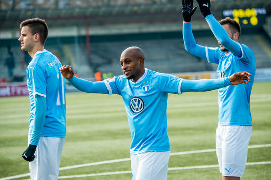 Malmö FFs Fouad Bachirou jublar