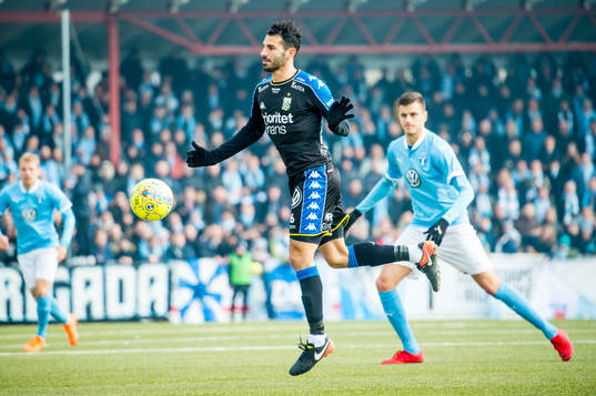 IFK Göteborgs André Calisir mot Malmö FFs Alexander