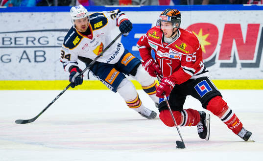 Djurgårdens Daniel Brodin och Örebros Sakari Manninen