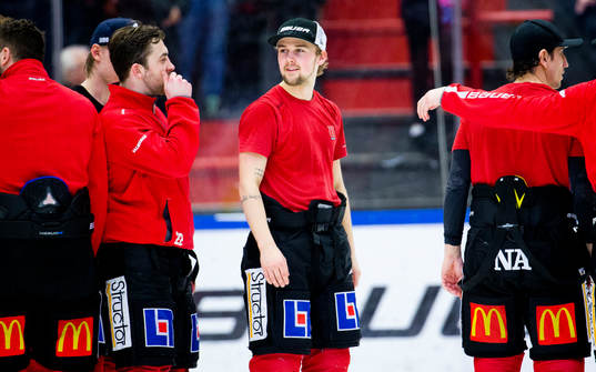 Örebros Gustav Franzén hyllas av fansen