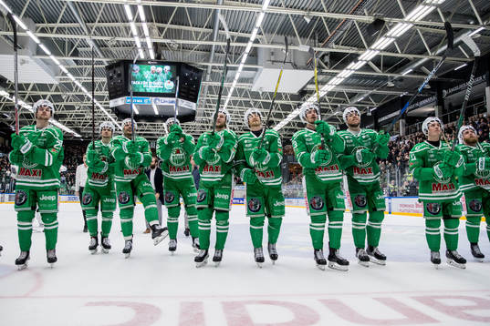 Rögles spelare tackar publiken