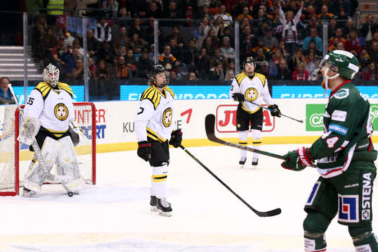 Brynäs Adam Boqvist deppar