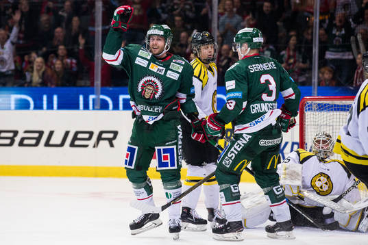 Frölundas Jan Mursak jublar