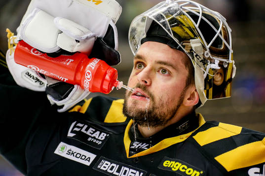 Skellefteås målvakt Gustaf Lindvall