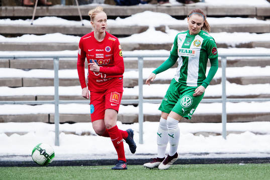 Örebros Emma Östlund och Hammarbys Emma Jansson