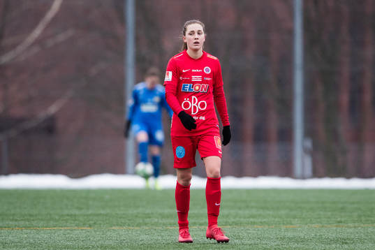 Örebros Emma Lindén deppar