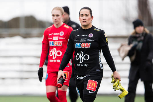 Örebros målvakt Mimmi Paulsson-Febo deppar