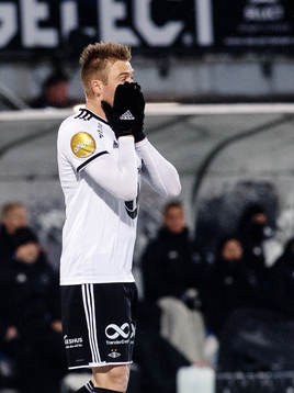 Alexander Toft Søderlund of Rosenborg looks dejected
