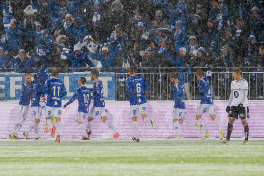 Kristoffer Zachariassen of Sarpsborg 08 celebrates with his