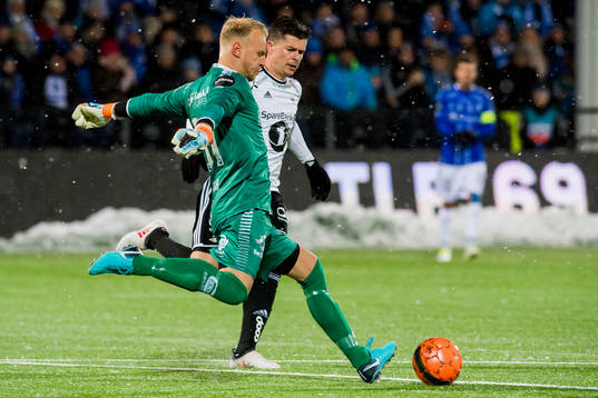 Goalkeeper Aslak Falch of Sarpsborg 08 and Pål André