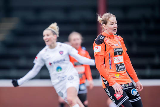 Kristianstads Mia Carlsson deppar