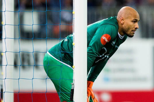 Goalkeeper Adam Larsen Kwarasey of Vålerenga looks dejected