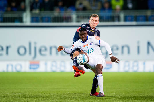 Sam Johnson of Vålerenga and Andreas Eines Hopmark of