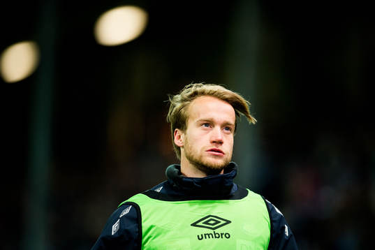 Bård Finne of Vålerenga warming up