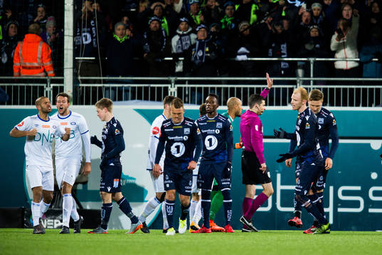 Kristiansund is awarded a penalty by referee Tore Hansen