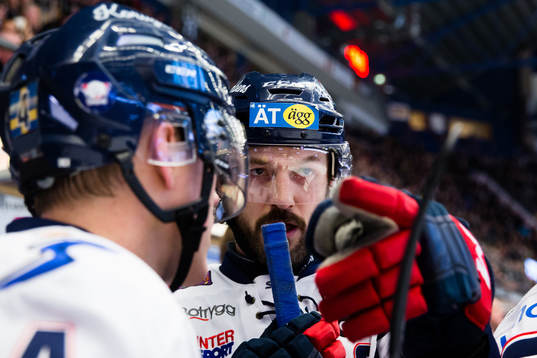 Linköpings Niclas Lundgren i samtal med Niklas Persson