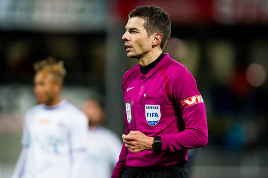 Tore Hansen, referee