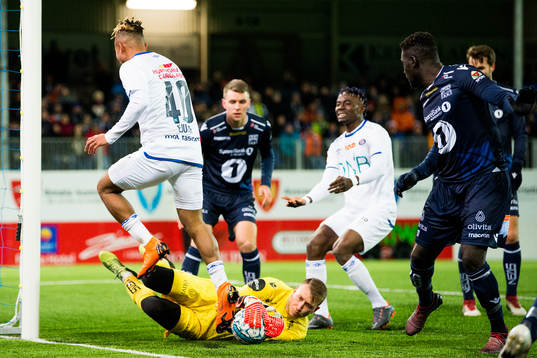 Goalkeeper Sean McDermott of Kristiansund