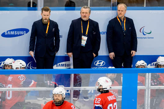 Espen Hegde, head coach of Norway, and Ole Eskild