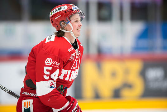 Timrås Jonathan Dahlen jublar