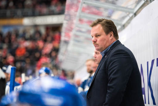 Leksands tränare Leif Carlsson deppar